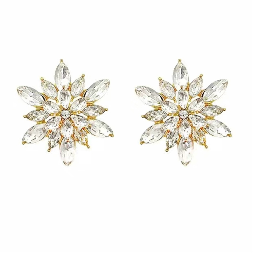 🌼 Sparkling Snowflake Stud Earrings Alloy With Rhinestones Christmas Earrings